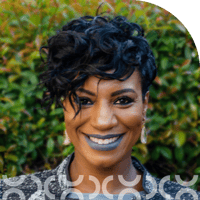HeadshotCurve_KaynishaKKDawson-1